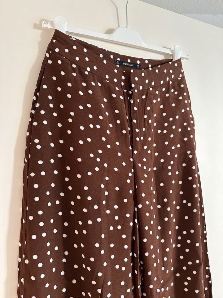 Zara Marlene Stil Hose mit Punkten braun in S Palazzo in Würzburg