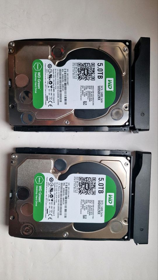 Synology NAS DS214+ mit 2x 5TB HDD in Berlin