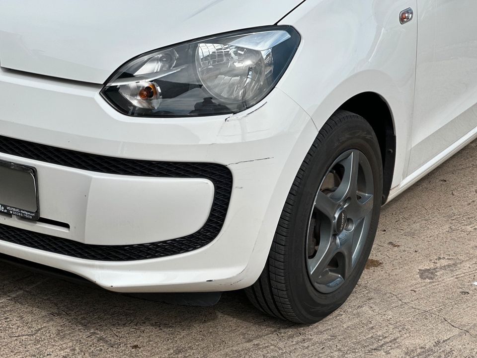 VW UP TÜV KLIMA 1.0 MPI in Blomberg