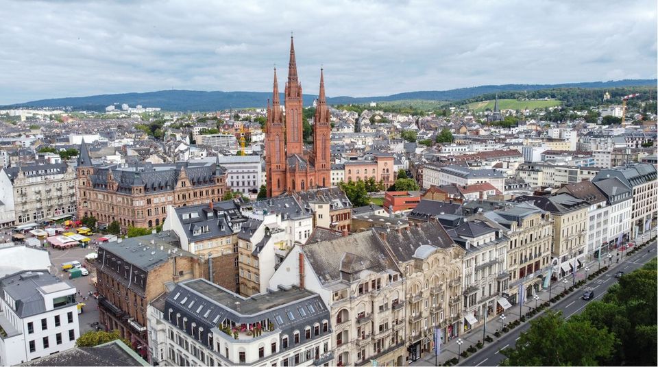 Räume in Wellness Lounge in Wiesbaden City zu vermieten in Wiesbaden