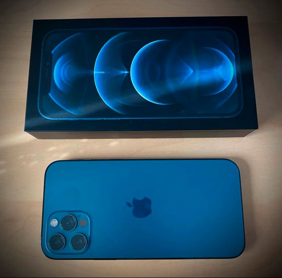 iPhone 12 Pro 256GB Pazifikblau in Köln