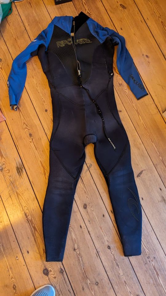 Neoprene Rip Curl (male M) in Berlin