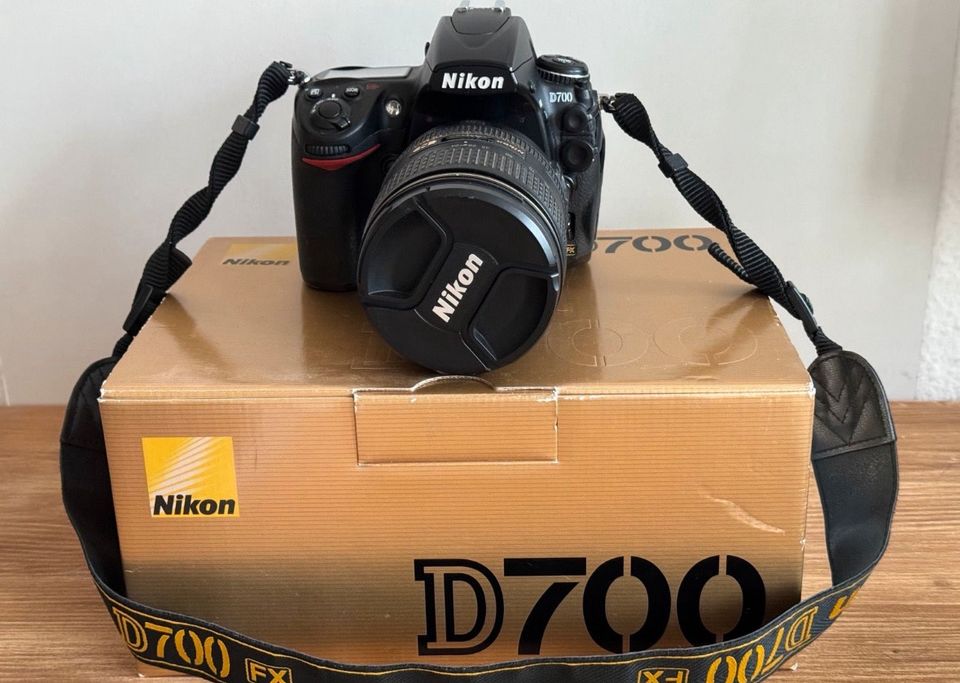 Nikon D700 Kamera inkl. Komplettausstattung in Köln