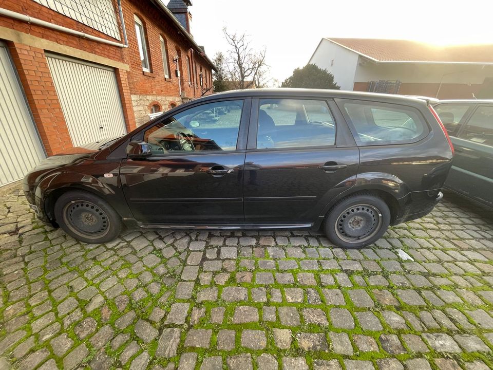 Ford Focus Tunier Sport in Gronau (Leine)