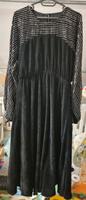 wunderschönes satin Kleid für Schwangerschaft / Umstandsmode Hessen - Linden Vorschau
