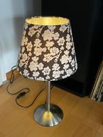 Tischleuchte, Nachttischlampe, edelstahl, Lampenschirm schw weiß Nordrhein-Westfalen - Willich Vorschau