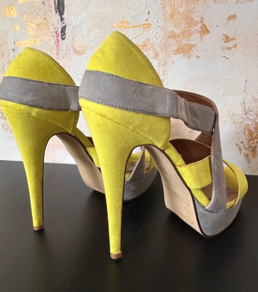 ❤️ Riemchen Pumps High Heels 39 getragen Sammler Stöckelschuhe in Stuttgart