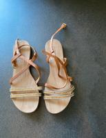 Esprit Sandalen, Glitzer, Steine, 37 ❗️Wenig getragen❗️ Bayern - Lauf a.d. Pegnitz Vorschau