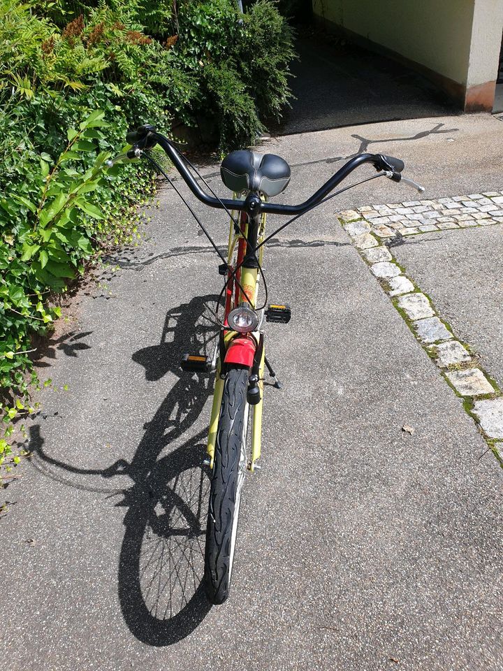 Retro Style unbenutztes City Bike in Tennenbronn