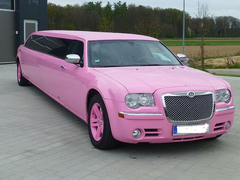 JGA Party Stretch Limo Limousine Stuttgart Böblingen PINK weiß in Stuttgart