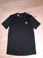 Sportshirt Adidas Grösse 152 Niedersachsen - Marschacht Vorschau