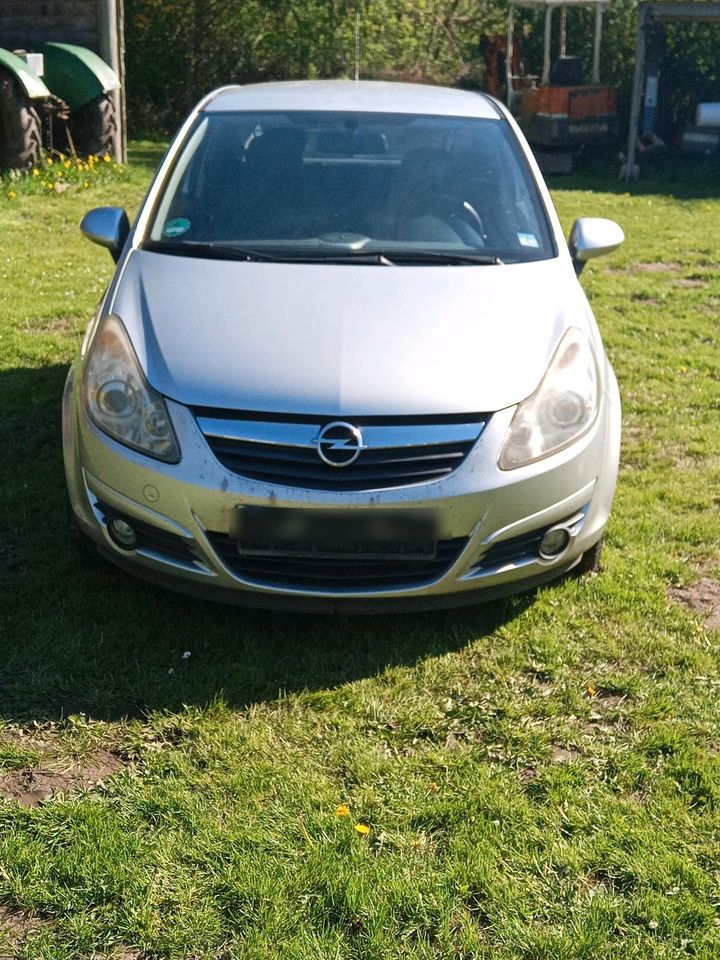 Opel Corsa D in Putbus