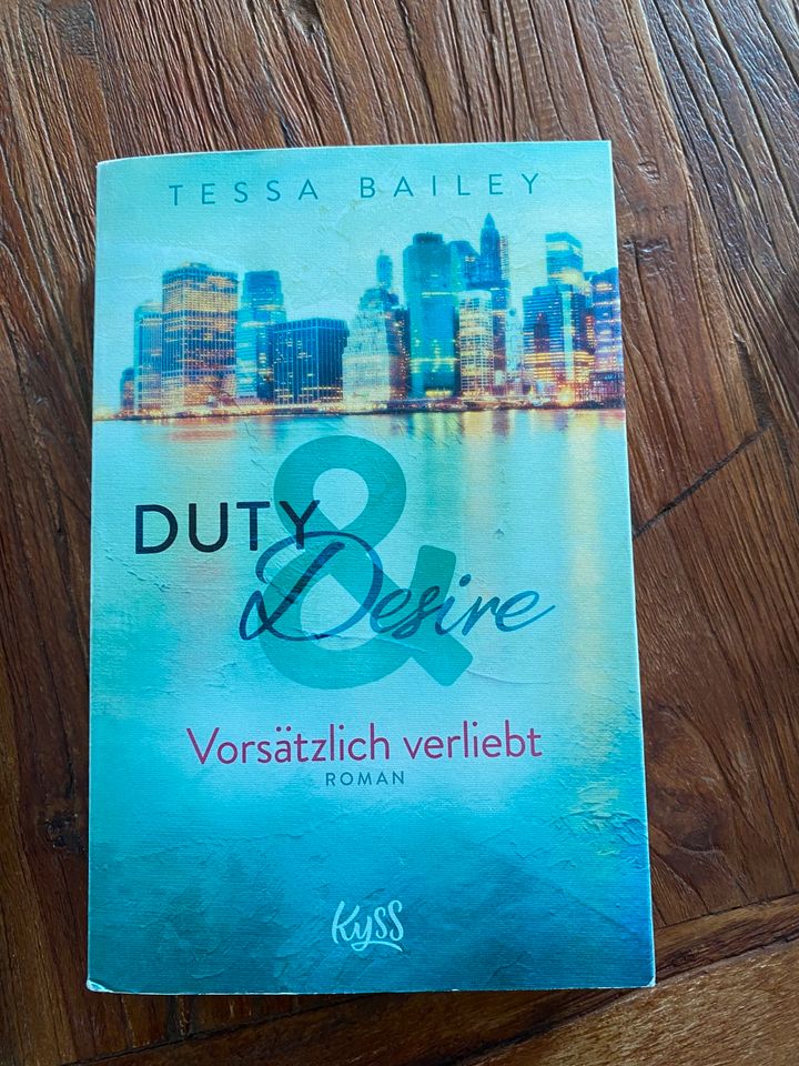 Duty & Desire Buchreihe von Tessa Bailey in Oberursel (Taunus)