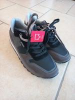 S.Oliver Sneaker Gr.41 Grau Schwarz Neu Schleswig-Holstein - Großhansdorf Vorschau