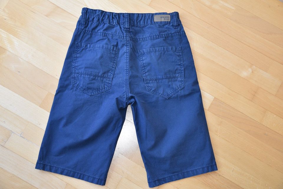 Shorts Gr. 140, kurze Hose, blau. Jungen in Eslohe