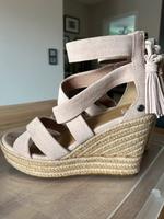 UGG Keilabsatz Sandale Größe 38 Rosé Hochzeit Sommer Rheinland-Pfalz - Rheinzabern Vorschau