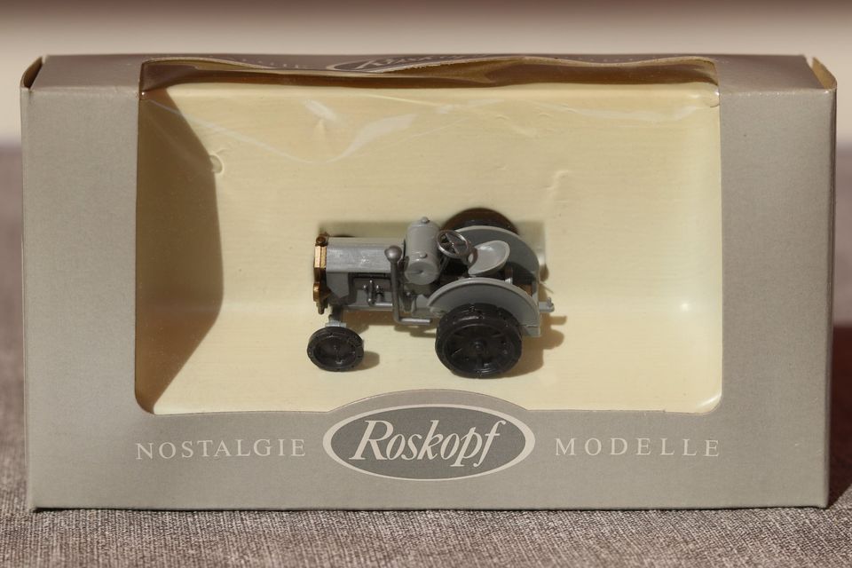 Roskopf 290 Hanomag Schlepper 1/87 H0 | unbespielt in Frankfurt am Main