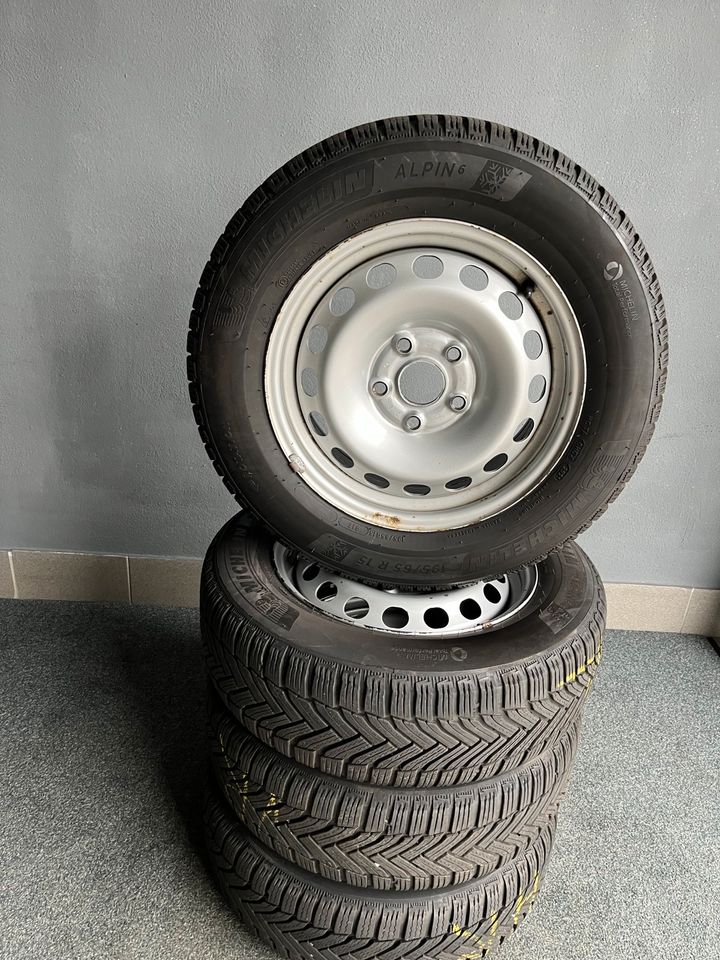 Org.VW Caddy 2K Winterräder Winterreifen 195/65R15Zoll 7mm in Offingen