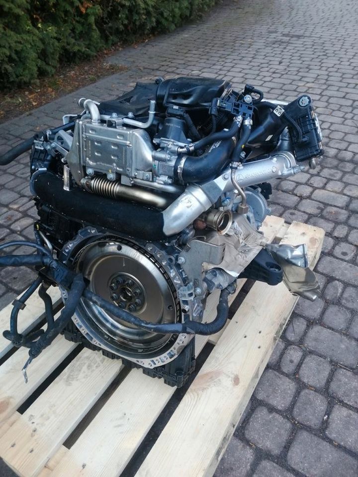 Motor Mercedes 654920 150PS 194ps W213 200 220 CDI in Berlin