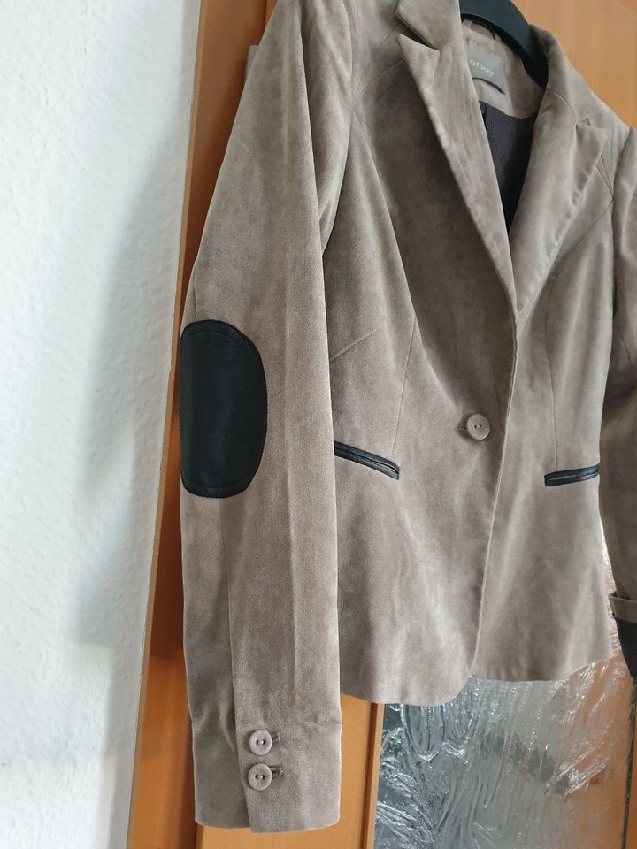 Blazer Jacke Jackett Gr.38-40/S-M von ORSAY in Chemnitz