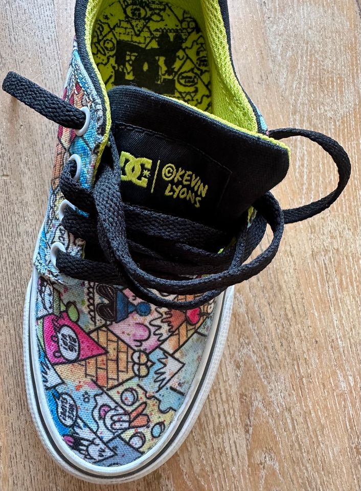 Sneakers Schuhe Gr.32 skateboard shoes dc kevin lyons in Nienhagen MV