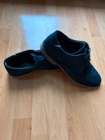 Tommy Hilfiger Derby-Schuh aus Wildleder mit Branding Gr.44 TOP Dresden - Kleinzschachwitz Vorschau