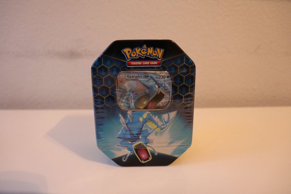 Pokemon Hidden Fates Tins Sealed 3 Stück (ENG) in Frankfurt am Main