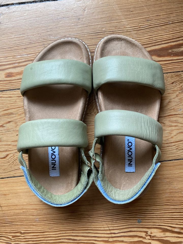 Inuovo Sandalen Damen grün Gr. 37 neu in Kiel