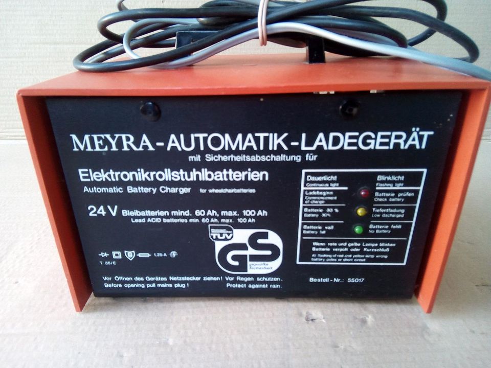 24 Volt Batterieladegerät, Rollstuhlladegerät, Ladegerät Meyra in Geretsried