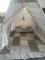 Tipi Zelt mit weicher Bodenmatte und Kissen Nordrhein-Westfalen - Velbert Vorschau