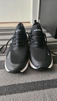 Sportschuhe von der Marke Adidas Aachen - Aachen-Mitte Vorschau