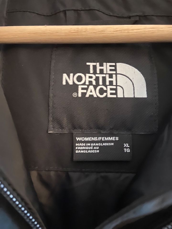 The North Face Jacke Größe XL schwarz neu winterjacke in Zwickau