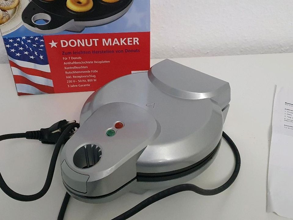 Donutmaker in OVP, NEU + gratis Rezeptvorschlag in Düsseldorf