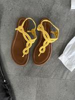Sandalen gelb, neuwertig Hessen - Kassel Vorschau