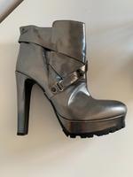 Neue Stiefeletten von Belstaff Größe 40 München - Au-Haidhausen Vorschau