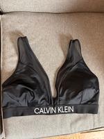 Calvin Klein Bikini Oberteil Gr.3XL schwarz weiß Hamburg-Nord - Hamburg Winterhude Vorschau
