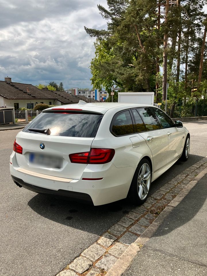 BMW 525 d touring M Paket in Zirndorf