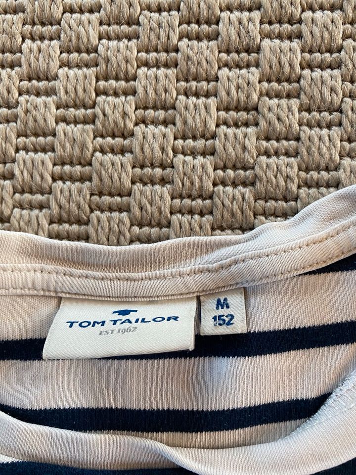 Tom Tailor Pulli  gr 140 in Gossersweiler-Stein