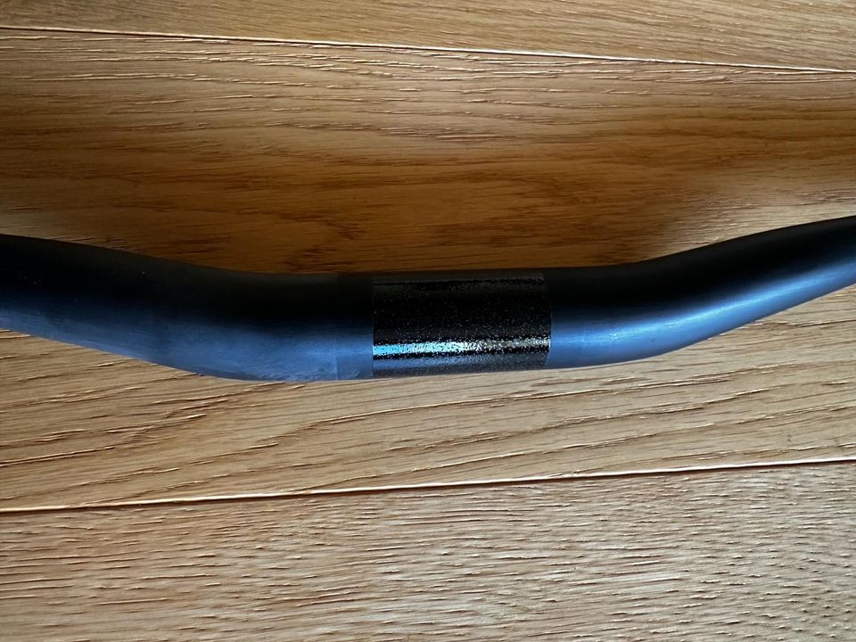 Carbonda/FlyBike Carbon Lenker 780mm Riser NEU in Hepberg