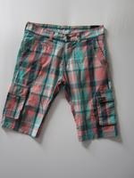 Gr. M 176 outfitters nation Cargo Shorts Bermuda Muster grün rot München - Hadern Vorschau