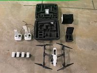 DJI Inspire 1 Modell T600 Drohne ohne Kamera mit Zubehör 68910-FA Hessen - Weilrod  Vorschau