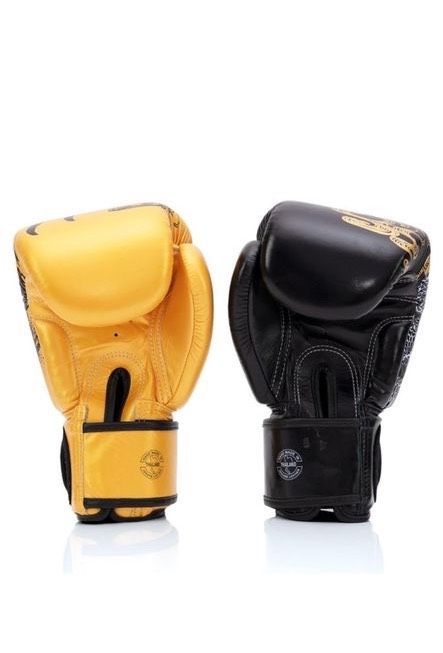 FAIRTEX BOXHANDSCHUHE, HARMONY SIX, SCHWARZ-GOLD, 14 OZ in Röthenbach