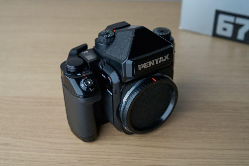 Pentax 67 II - 90mm 2.8 - 45mm 4.0 in Berlin