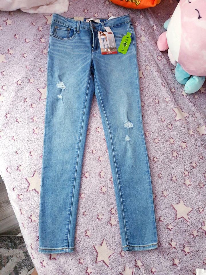 Levi's Jeans gr 140 in Eppelheim