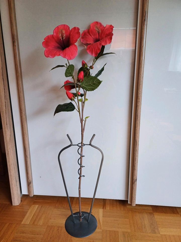 Metall Vase Deko / Blumenständer in Friedrichshafen