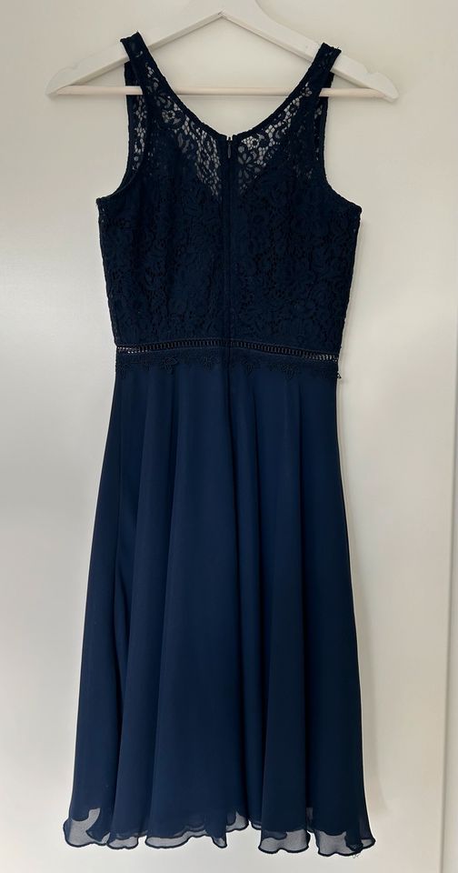 Größe 30 Cocktailkleid Kleid blau für Hochzeit, Abschlussball in Reppenstedt