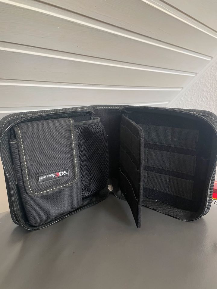 Nintendo 3DS / DS Case, Hülle mit Platz für viele Spiele in Bochum