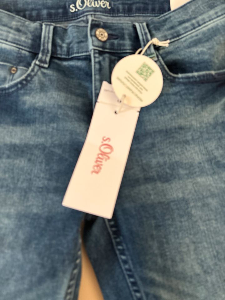 S. Oliver Jeans Größe 146, neu mit Etikett in Weißenborn Erzgebirge