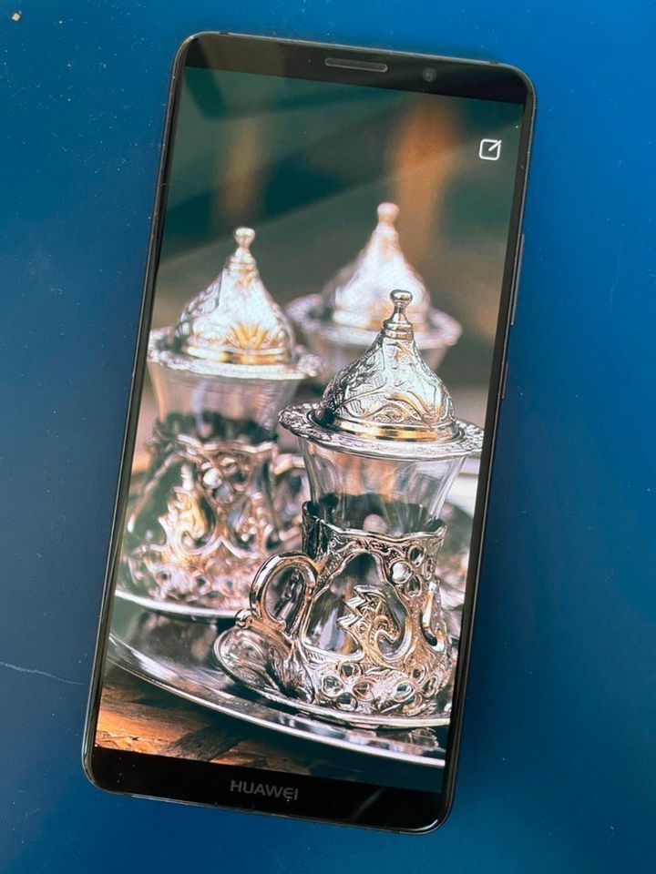 Huawei Mate 10 Pro mit 6 GB Arbeitsspeicher + 128 GB Festspeicher in Maulburg