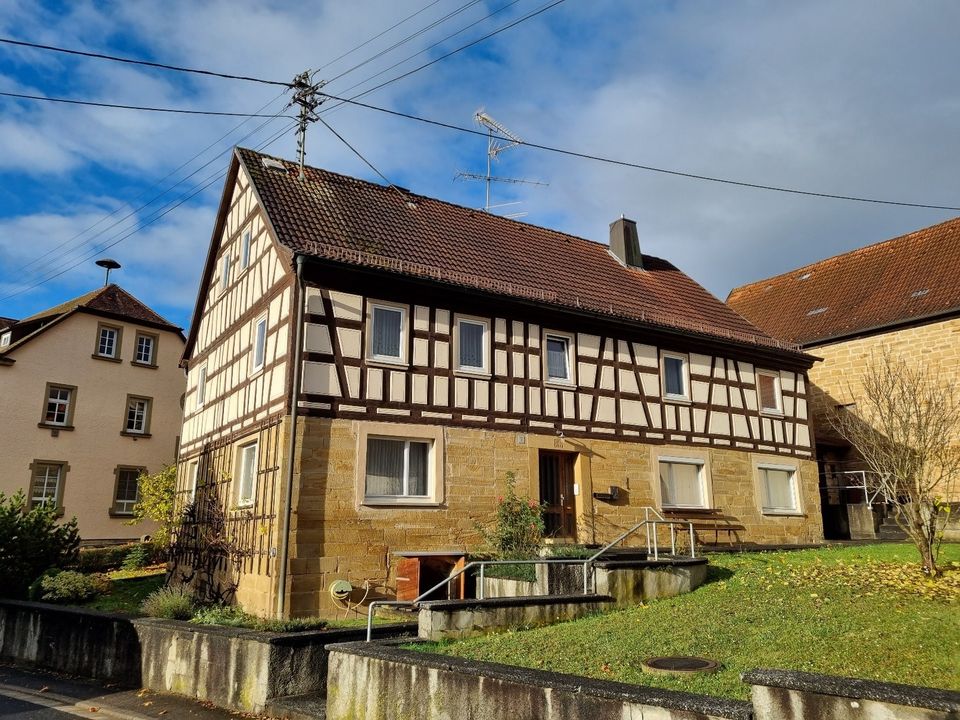 Historisches Wohnen mit viel Platz und großem Grundstück in Lendershausen in Hofheim Unterfr.